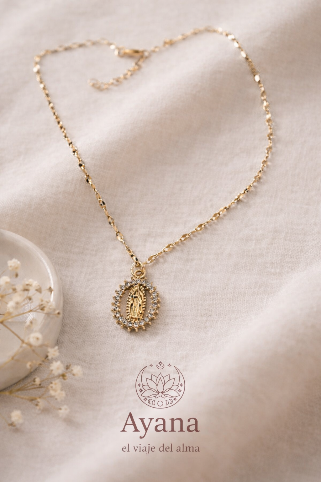 Virgen de Guadalupe • símbolo de protección y fuerza femenina